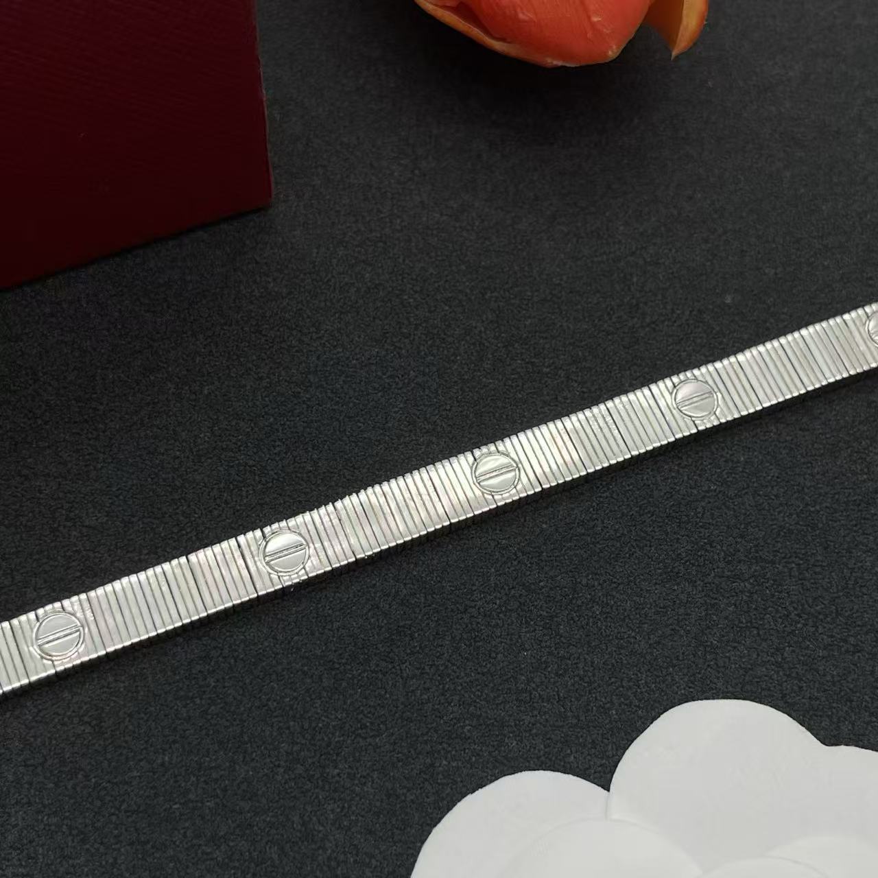 Jam8140 Cartier 45.99$ gallery