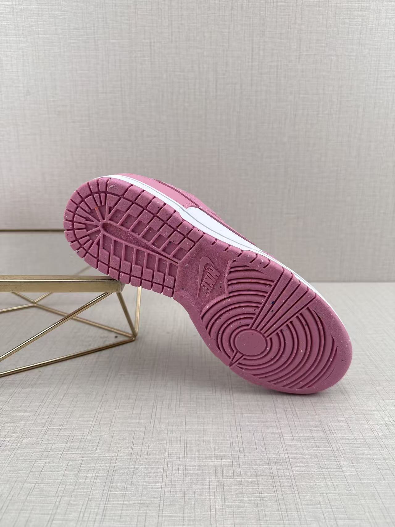 Jam8141  NIKE PINGK SB  54.9$ gallery