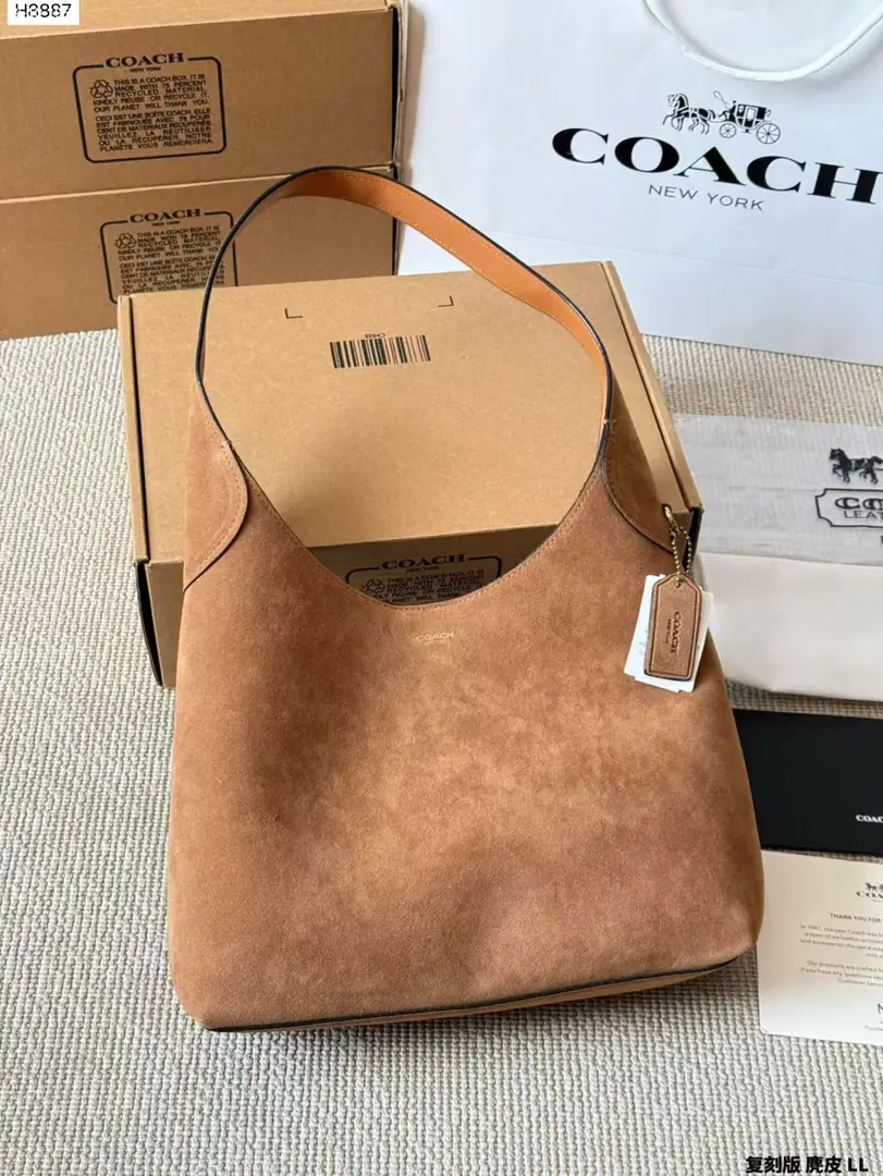 Jam8142  Coach   79.99$ gallery