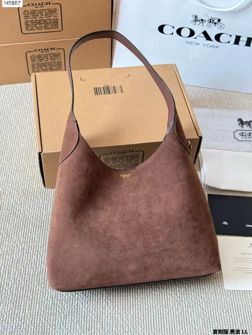 Jam8142  Coach   79.99$ gallery