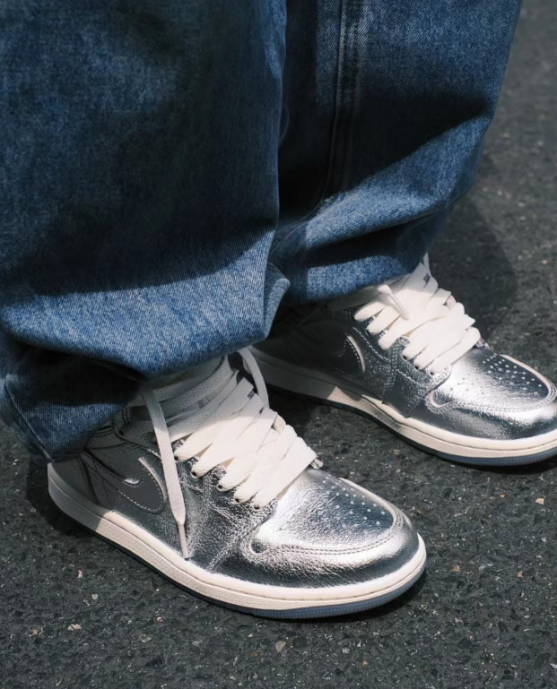 Jam8154  NIKE AJ1 shoe  NO BOX 55$ gallery