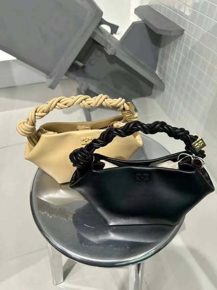 Jam8187  GANNI  69.99$ gallery