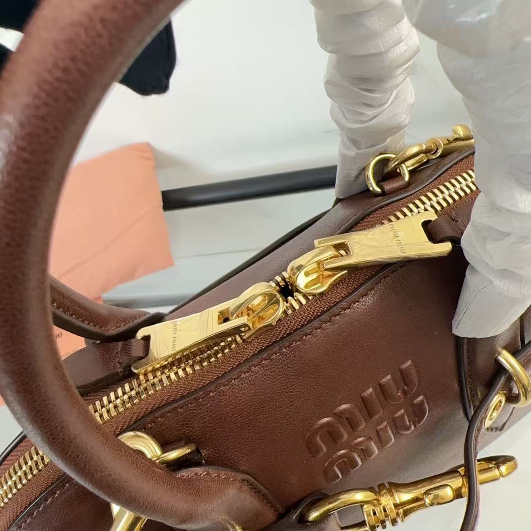 Jam8195  MIUMIU  89.99$ gallery
