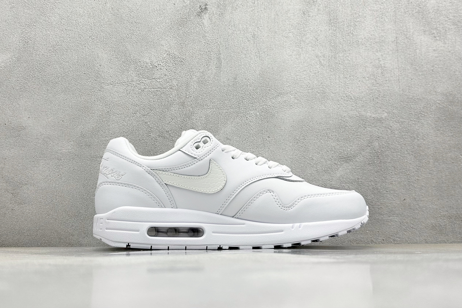 Jam8204 NIKE AIR MAX   75$ gallery