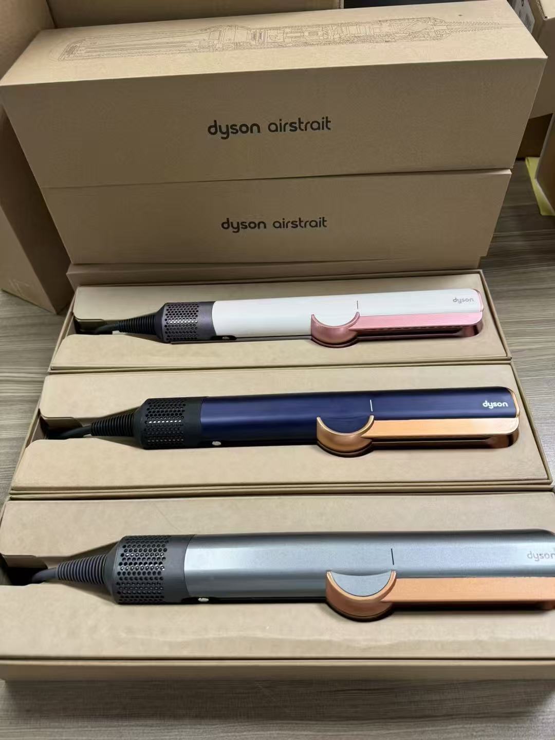 Jam8209  Dyson  150$ gallery