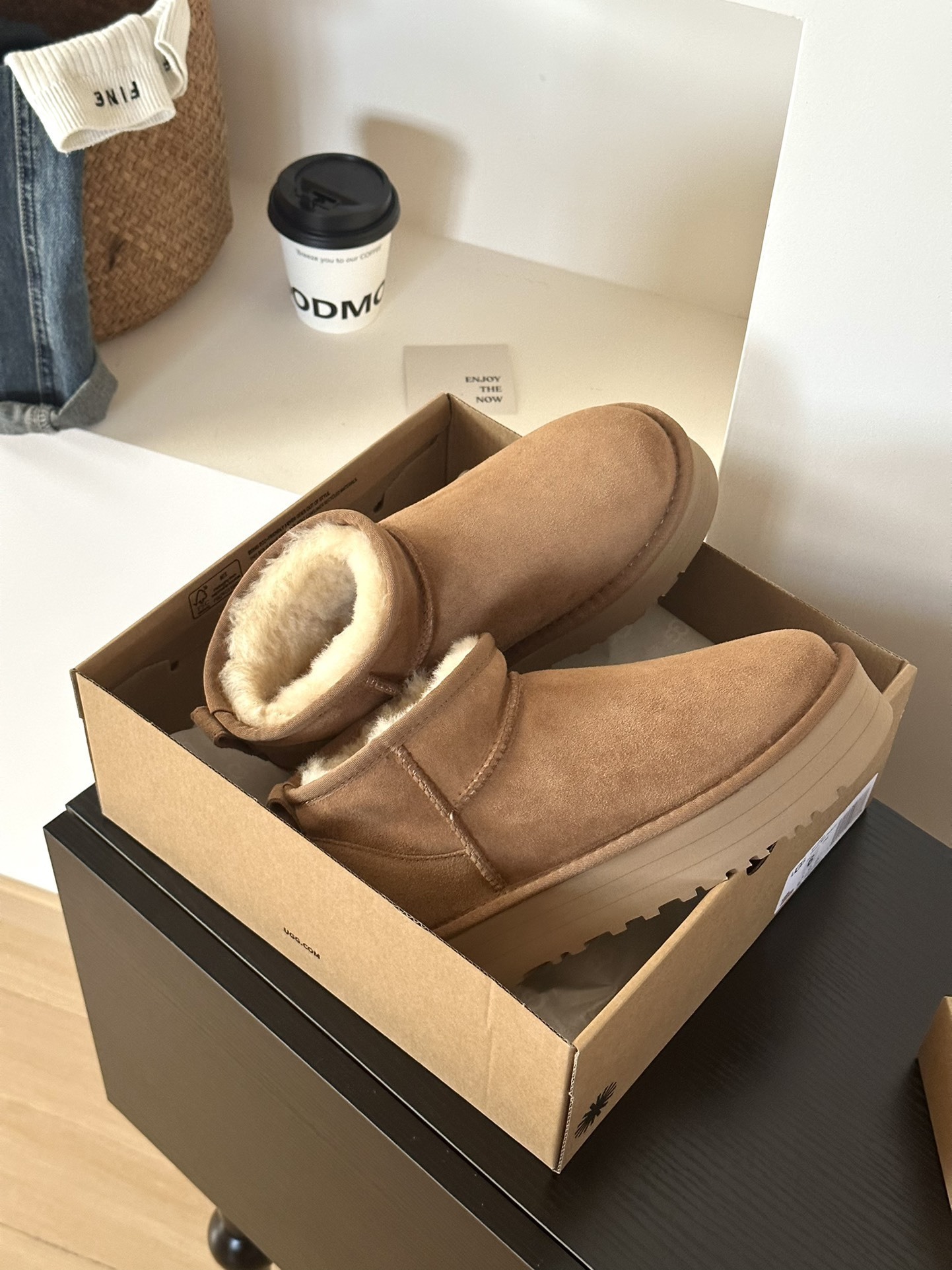 Jam8213  UGG  62.99$ gallery