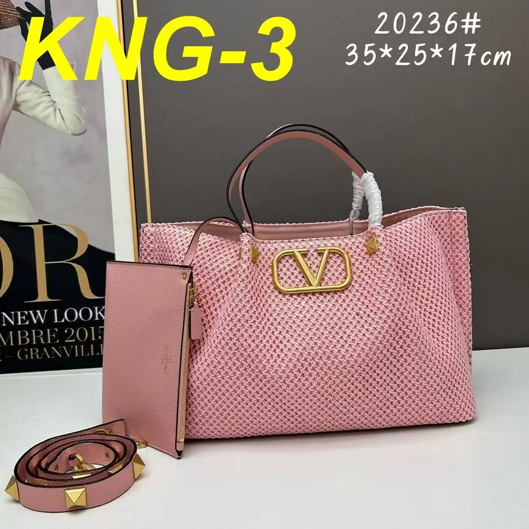 Jam8215 Valentino 89.99$ gallery