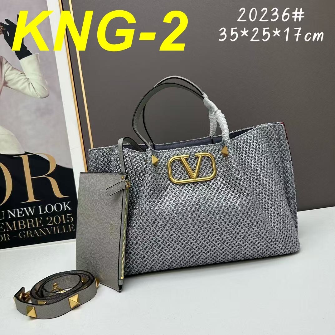 Jam8215 Valentino 89.99$ gallery