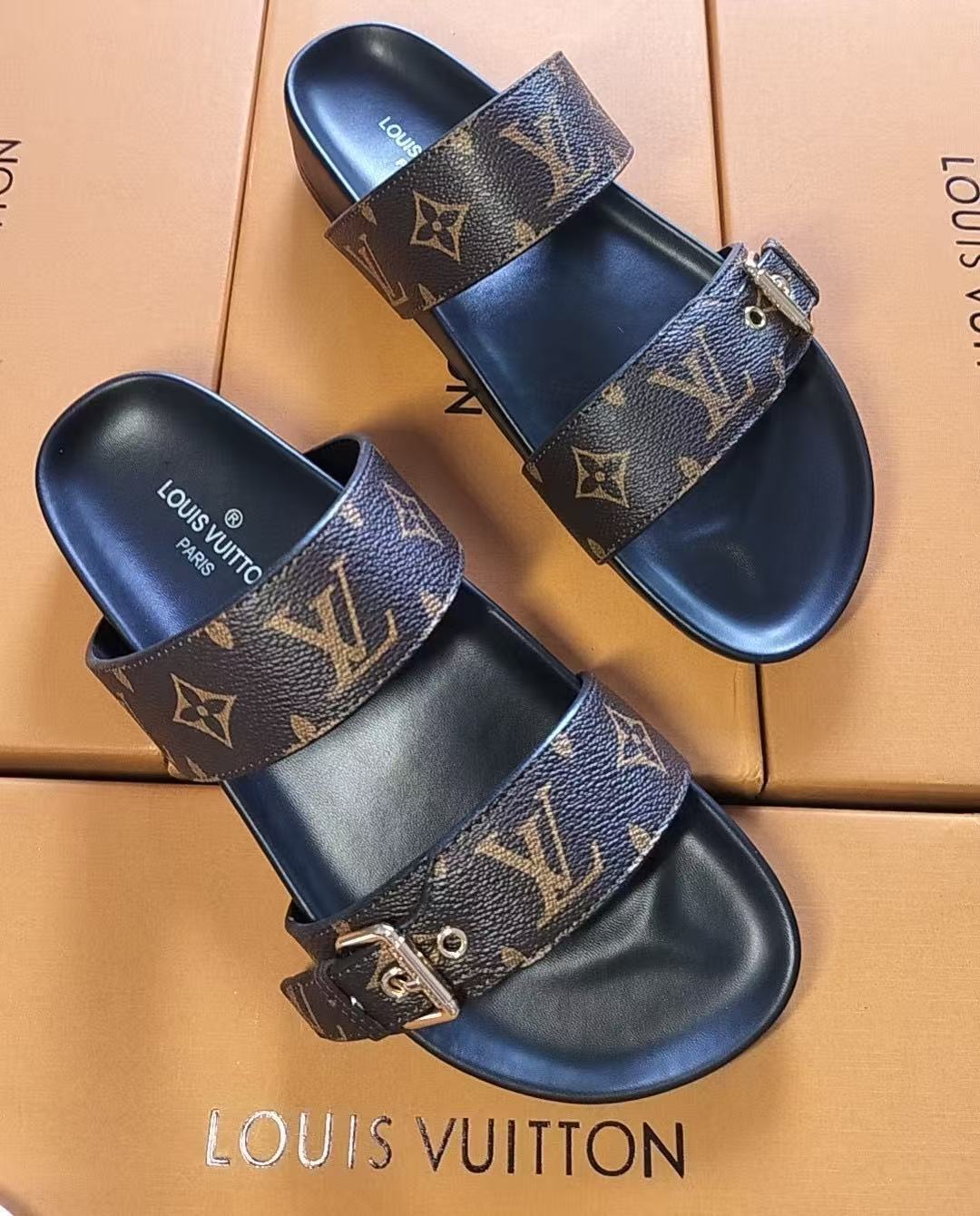 Jam8219 LV  Spring sandals 59.99$ gallery
