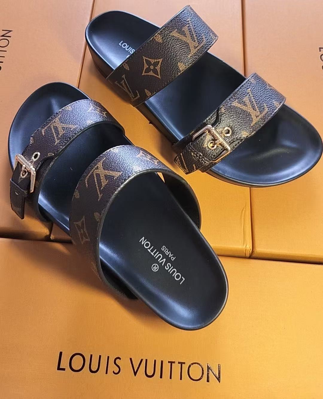 Jam8219 LV  Spring sandals 59.99$ gallery