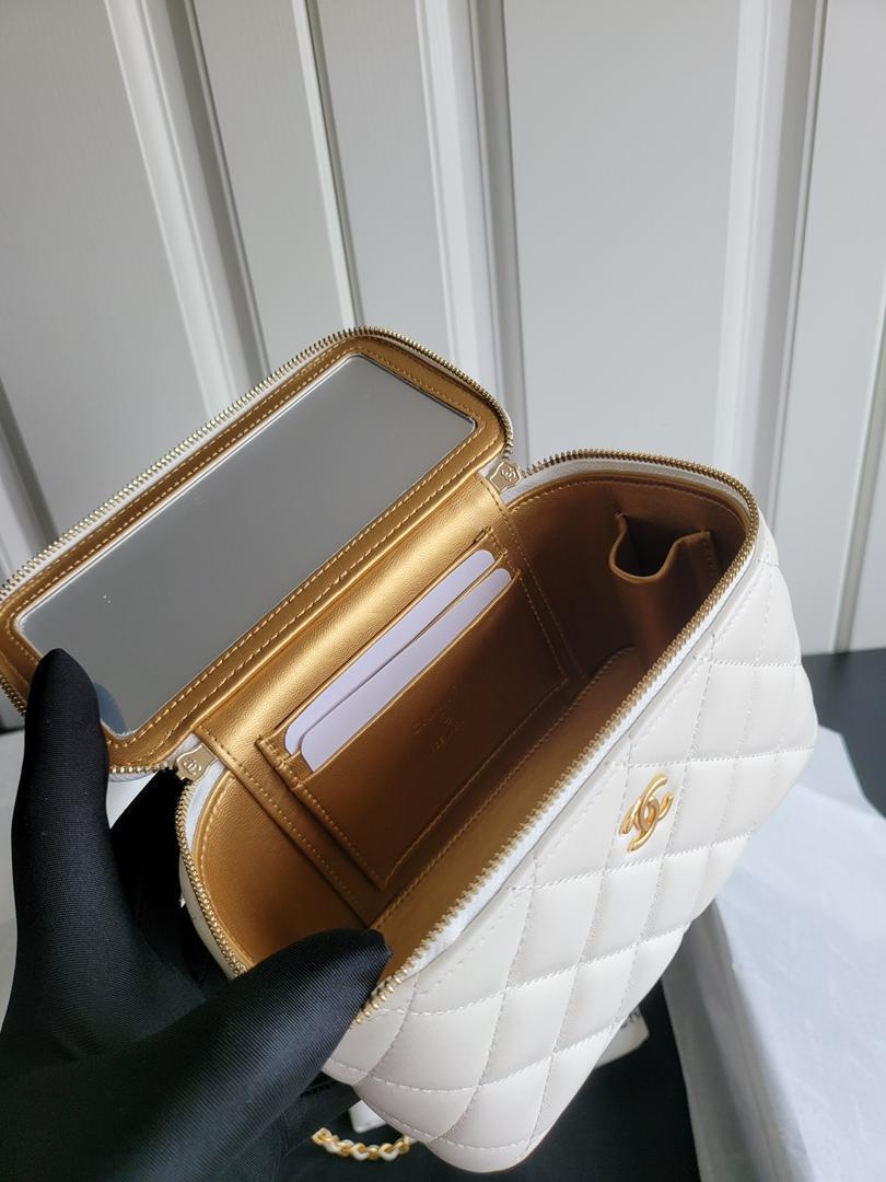 Jam8221  CHANEL 68$ gallery