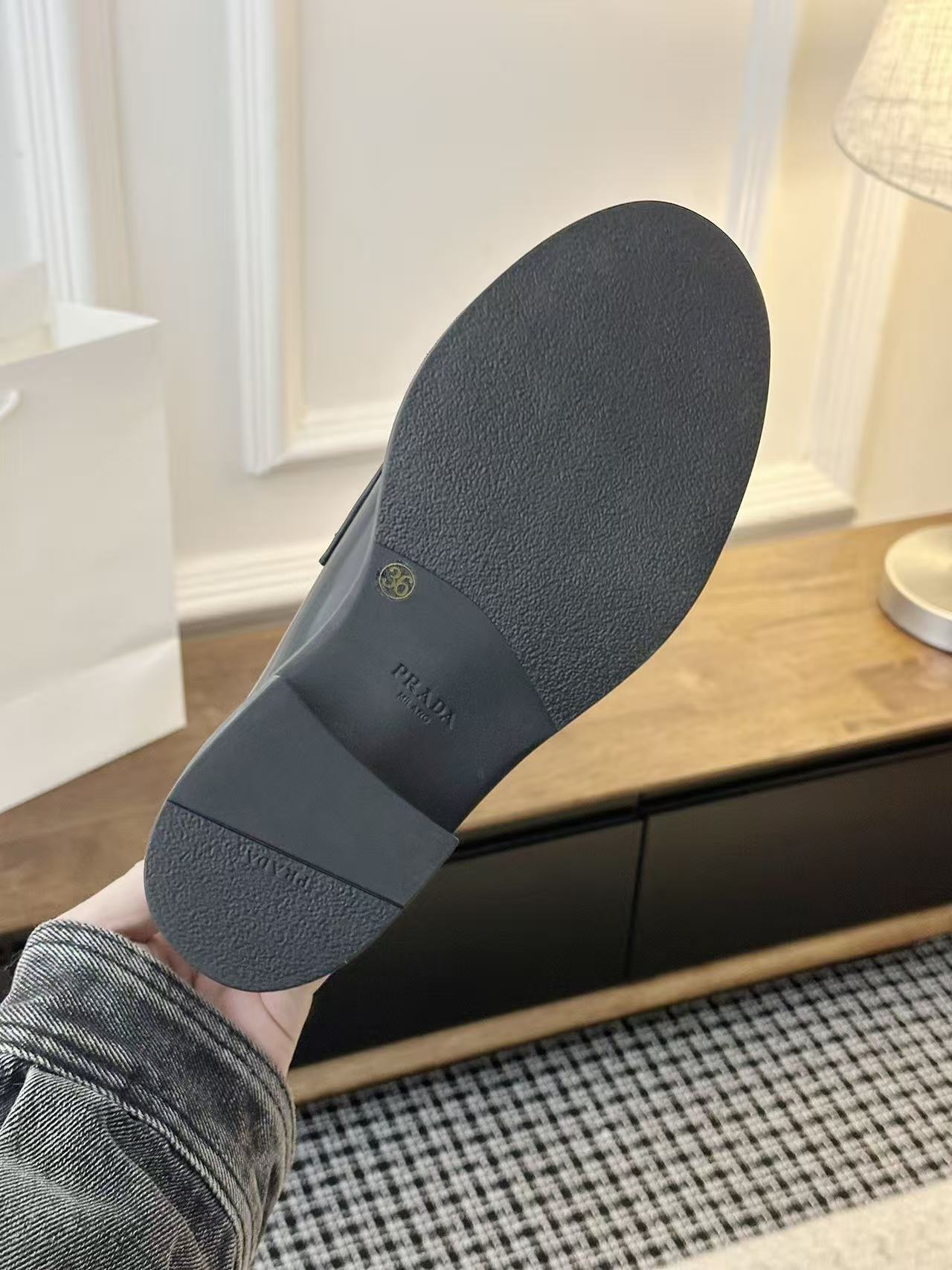 Jam8236  PRADA 89$ gallery