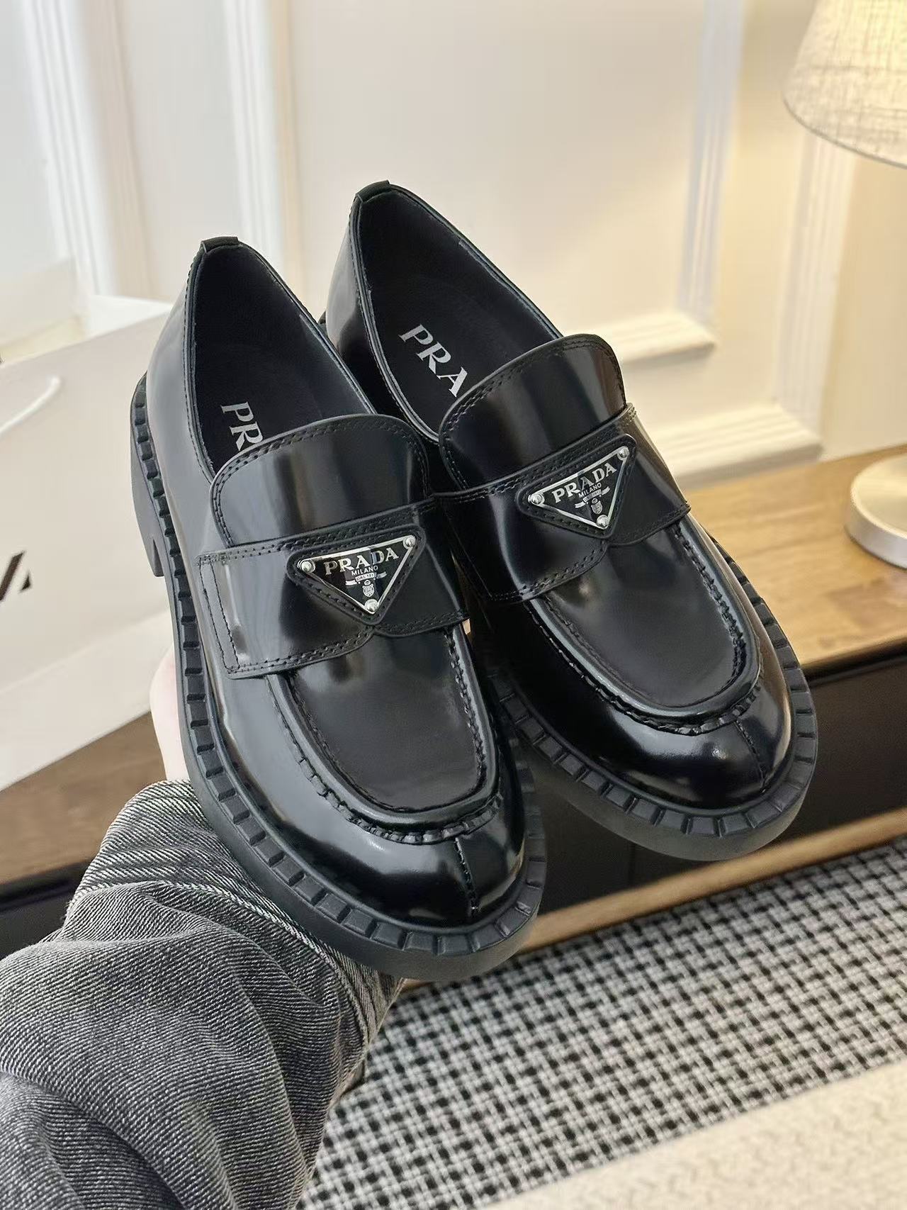 Jam8236  PRADA 89$ gallery