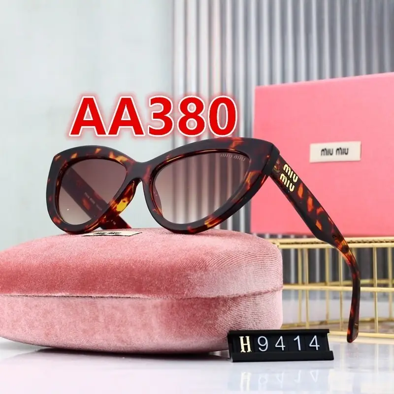 Jam8245  MIUMIU 55$ gallery