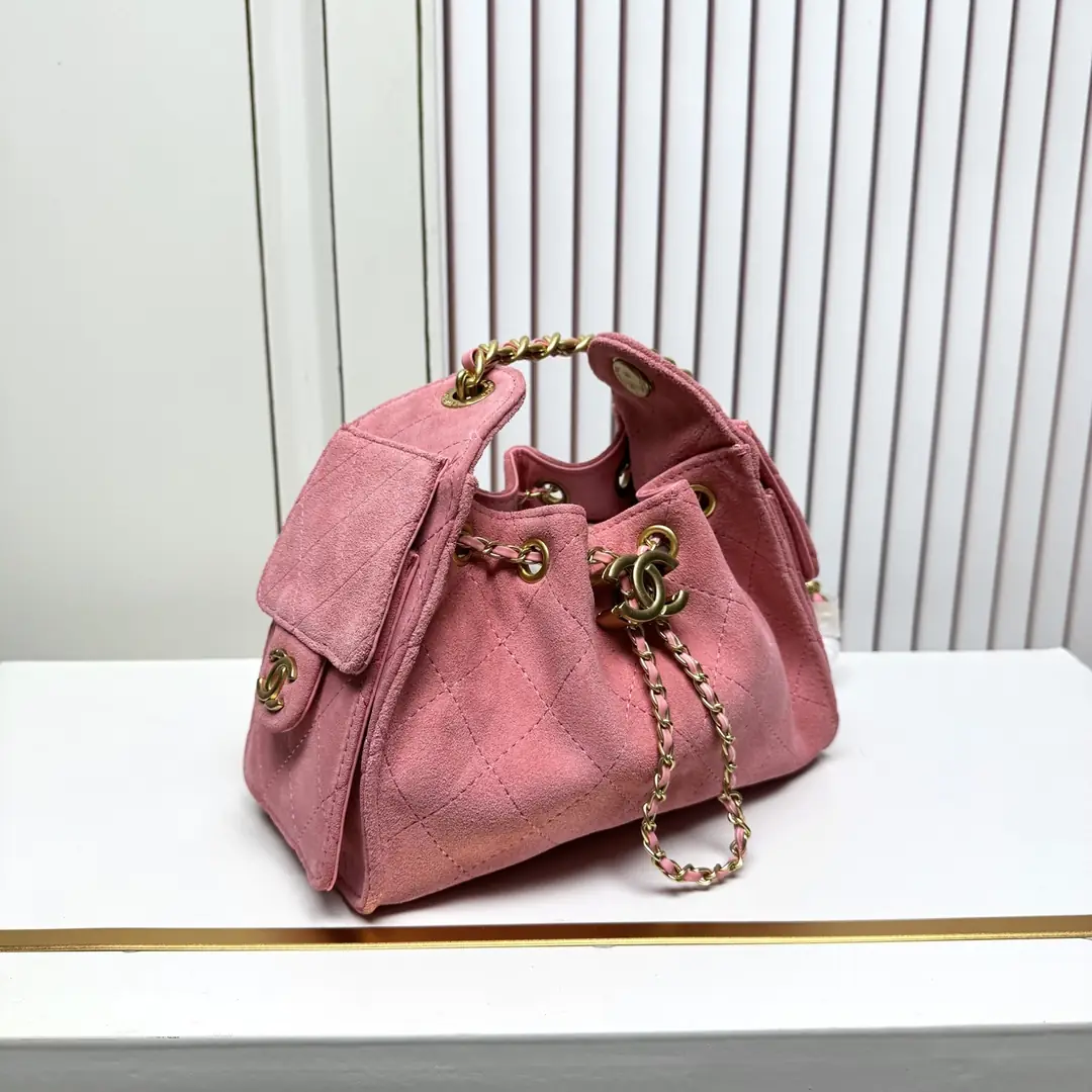 Jam8299  Chanel Super quality leather strap box. 89.99$ gallery