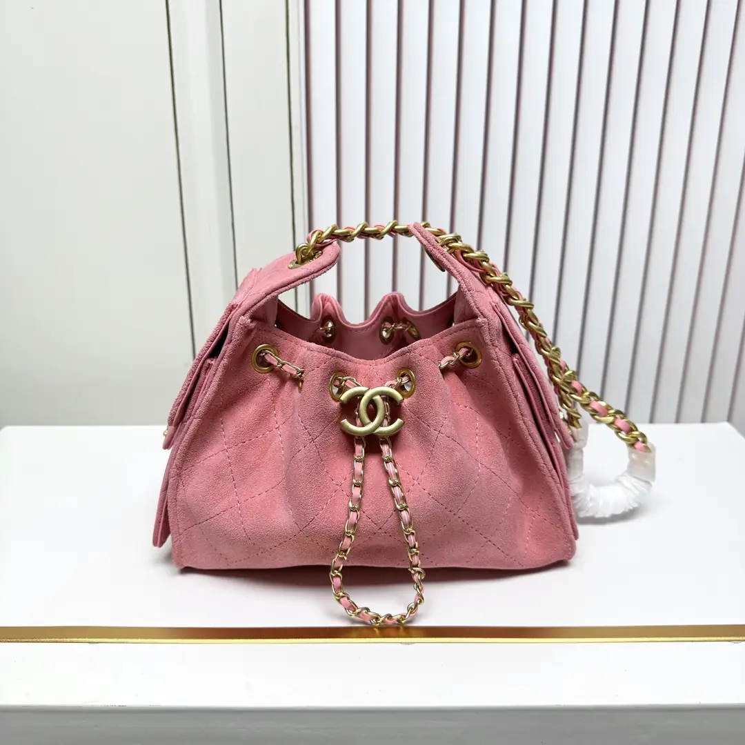 Jam8299  Chanel Super quality leather strap box. 89.99$ gallery