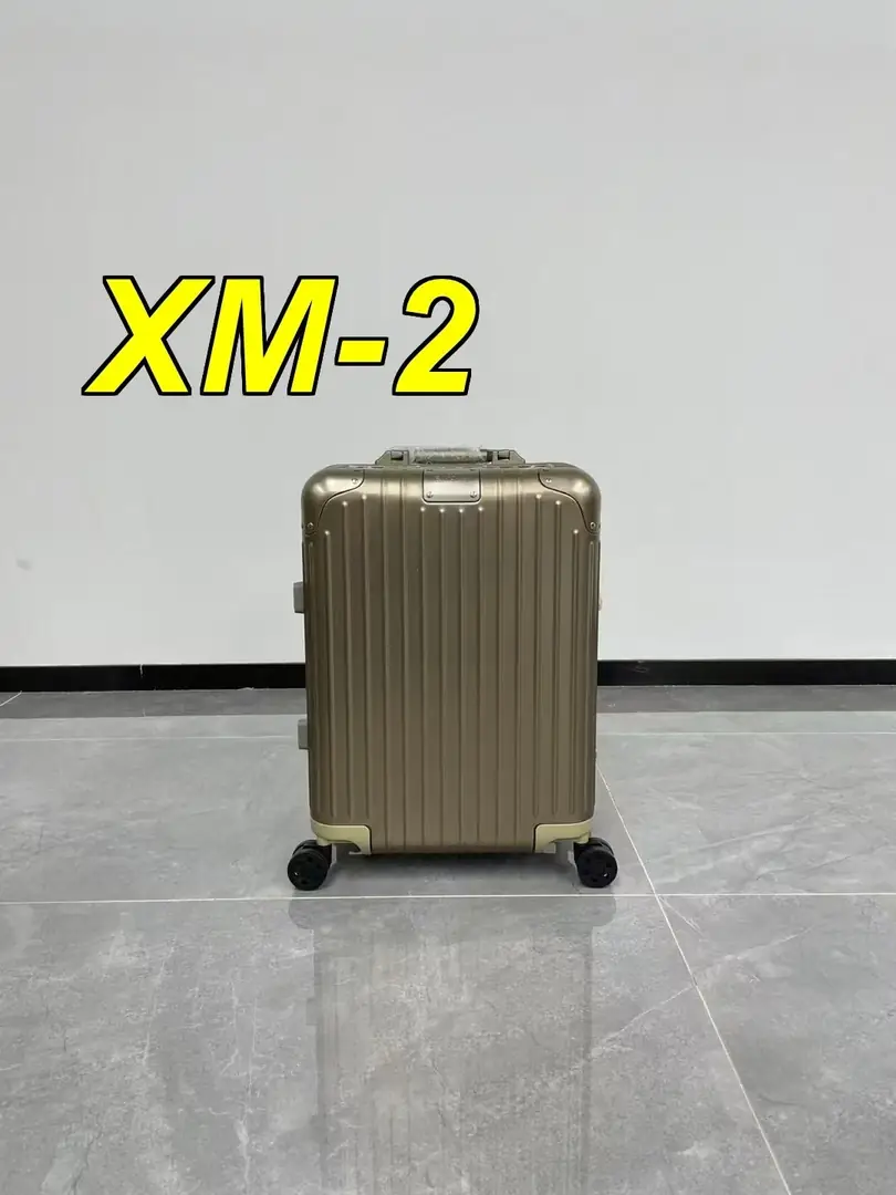 Jam8302  RIMOWA 355$ gallery