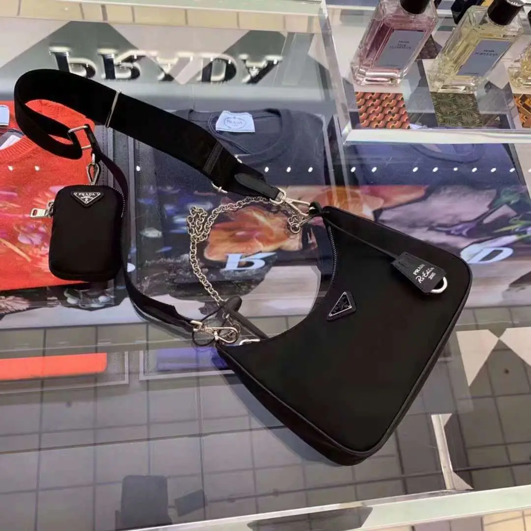 Jam928  PRADA AAA 48.9$  Size: 22*17*6 GBB gallery