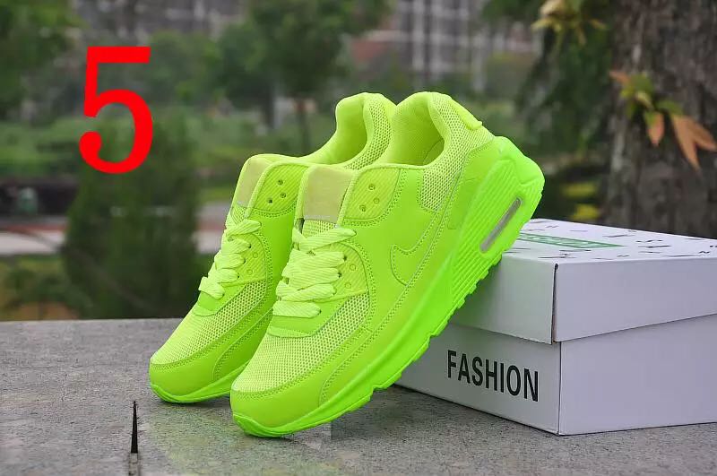 Jes130 23.99$ NIKE gallery
