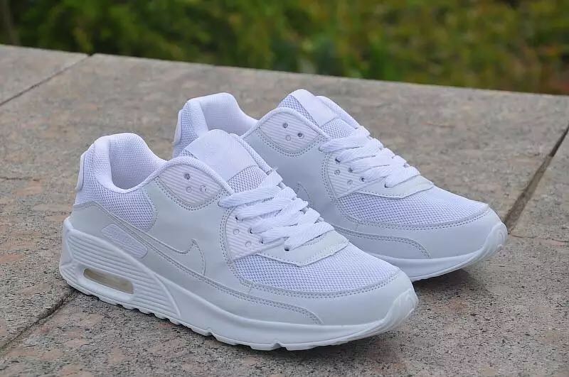 Jes130 23.99$ NIKE gallery
