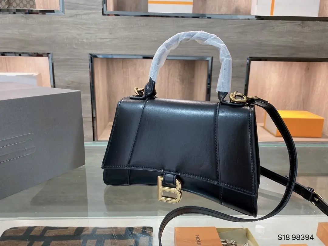 Jes1339   balenciaga  415 56.99$  GBB gallery