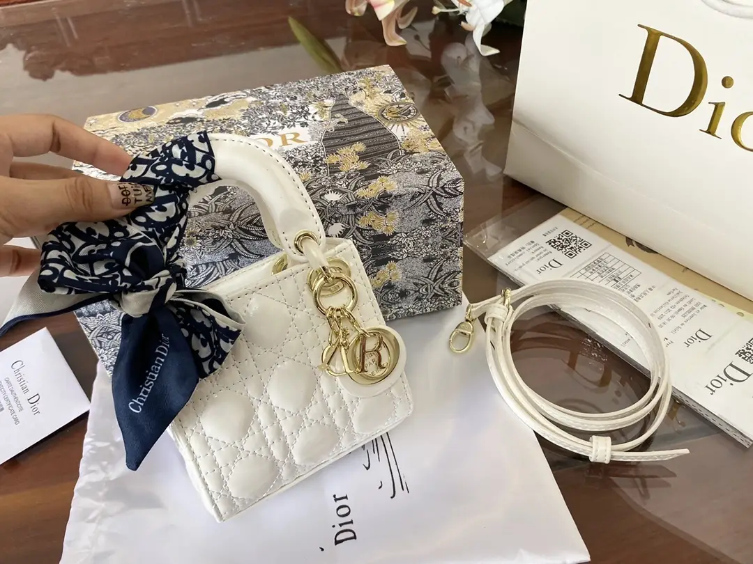 Jes224  DR BOX+ 1:1 5A 470 79$ GBB gallery