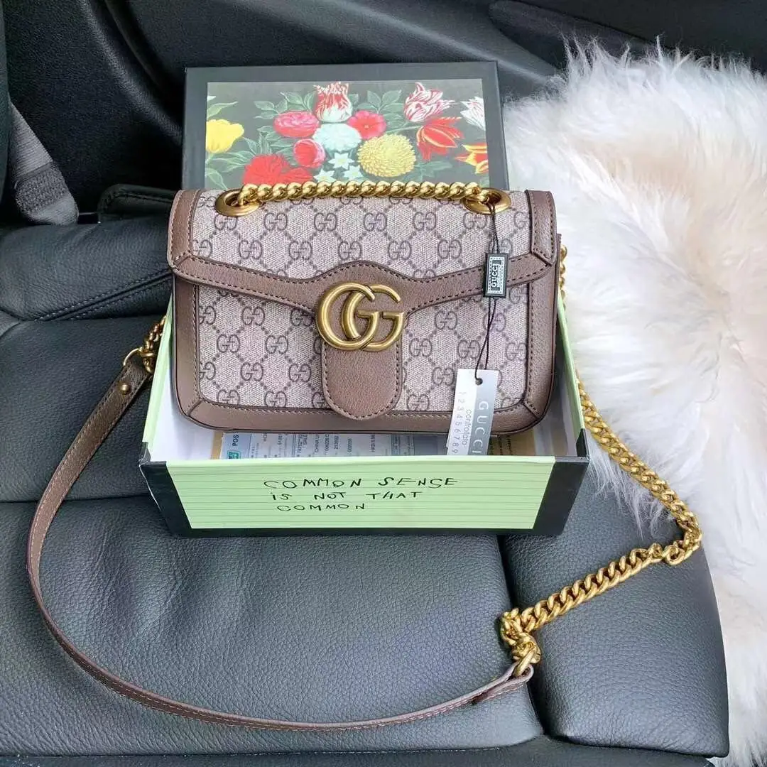 Jes2330  42.97$ GUCCI gallery