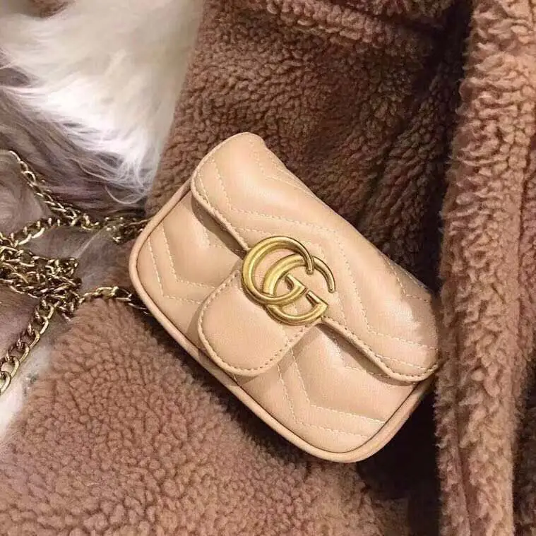 Jes2334  23.62$ Gucci gallery