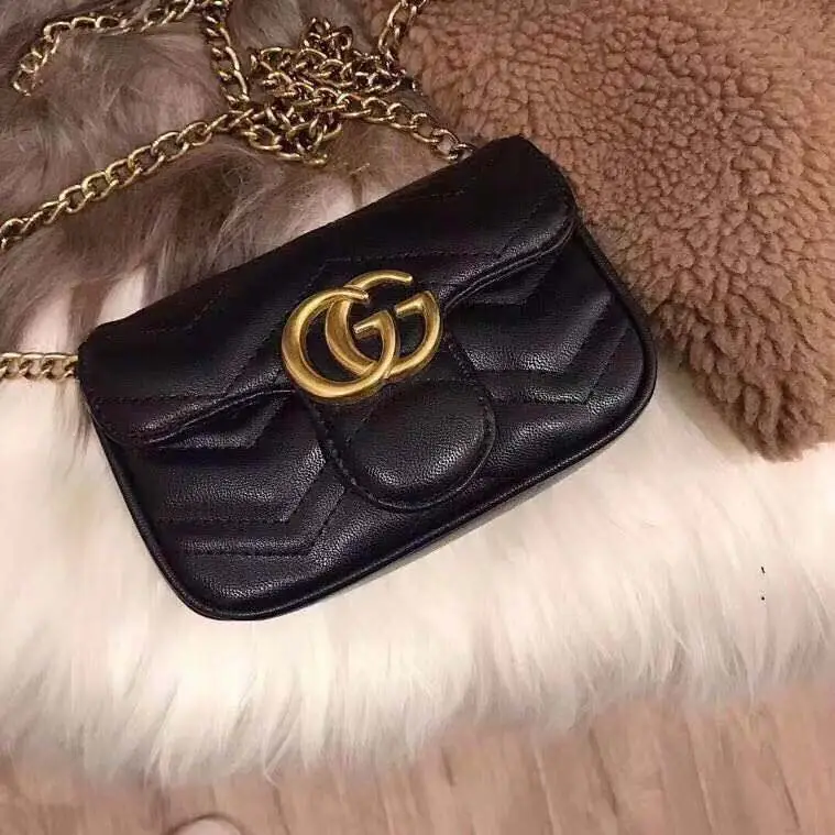 Jes2334  23.62$ Gucci gallery
