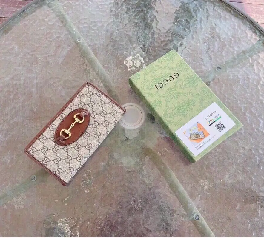 Jes2427 GUCCl  Attached box    41$  GBB gallery