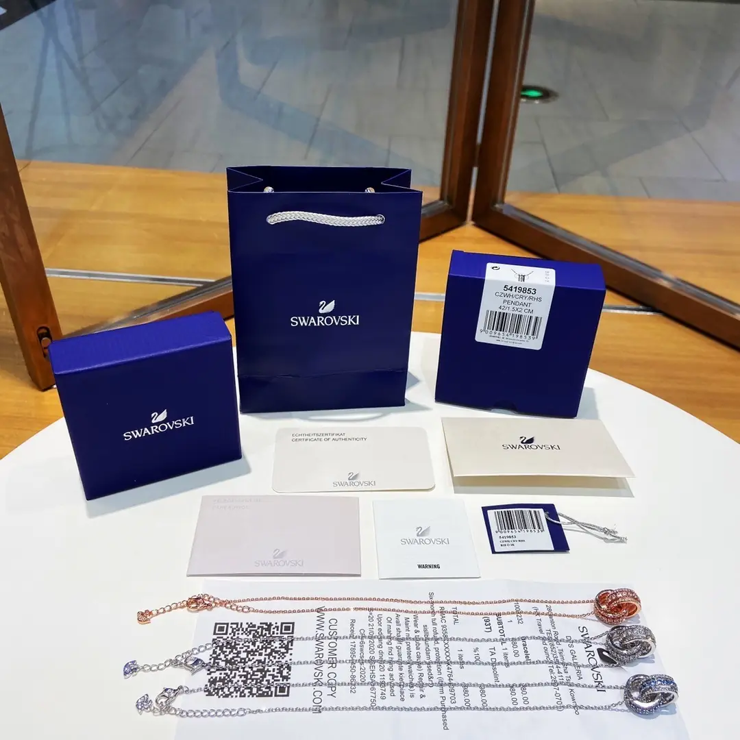 Jes2435 SWAROVSKI 29.08$ -SS gallery