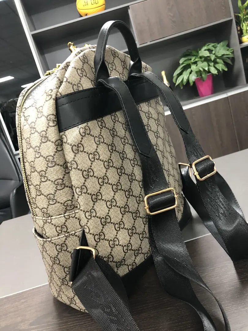 Jes2572 27.96$ GUCCI -ZSBB gallery