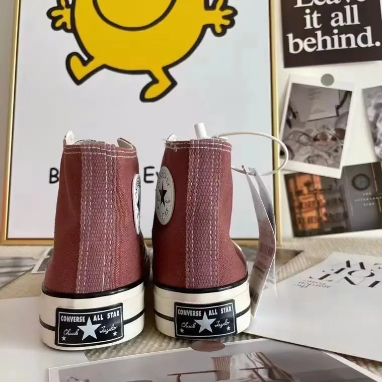 Jes3084   32$ Converse 1970 KW gallery