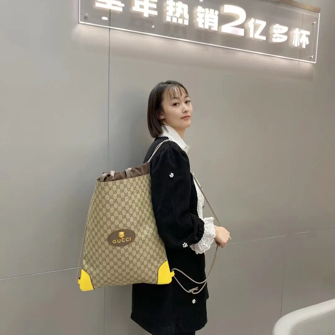 Jes3230 27.88$ GUCCI gallery