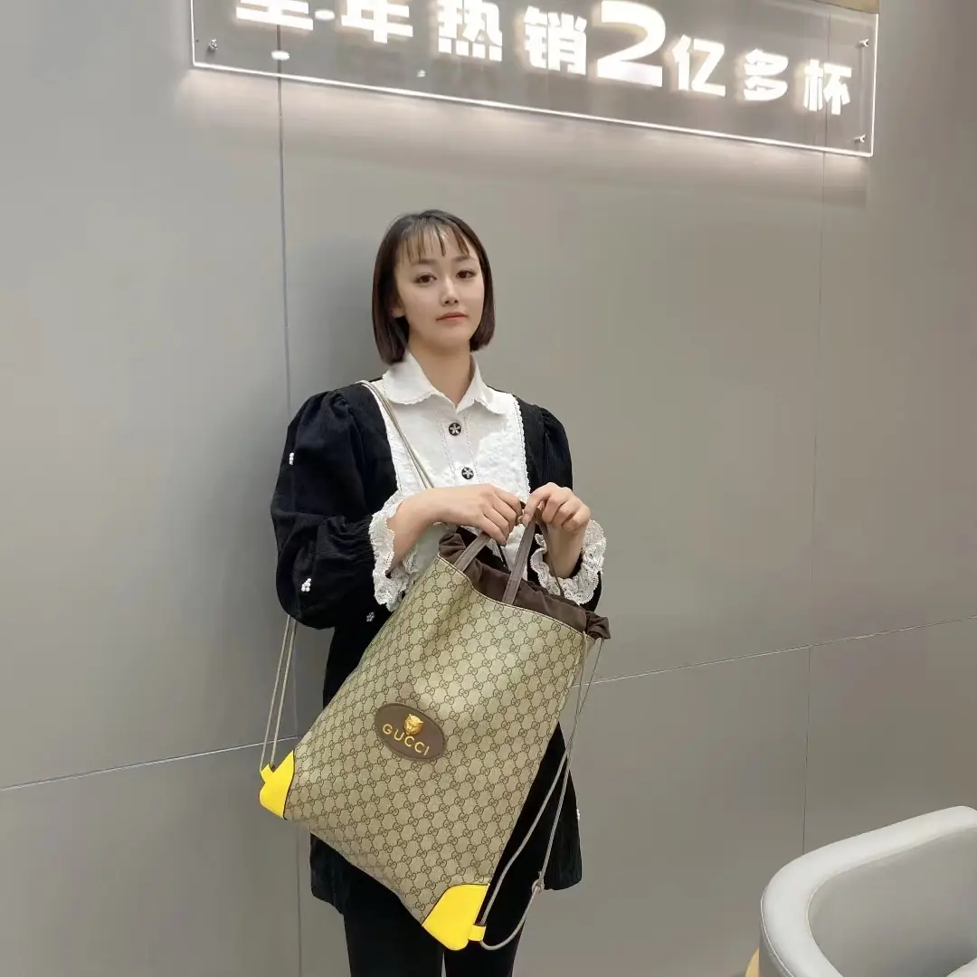 Jes3230 27.88$ GUCCI gallery