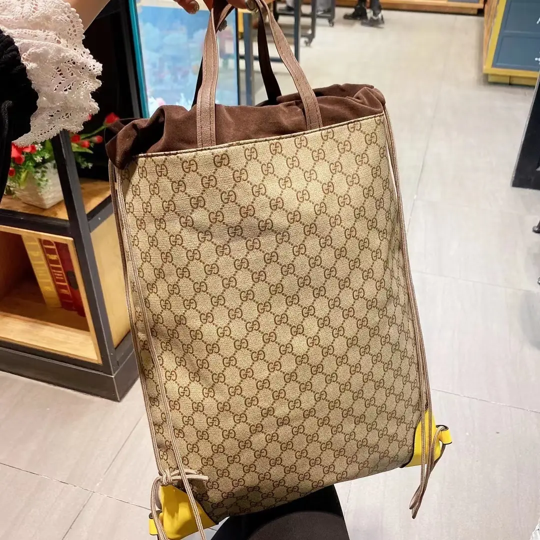 Jes3230 27.88$ GUCCI gallery