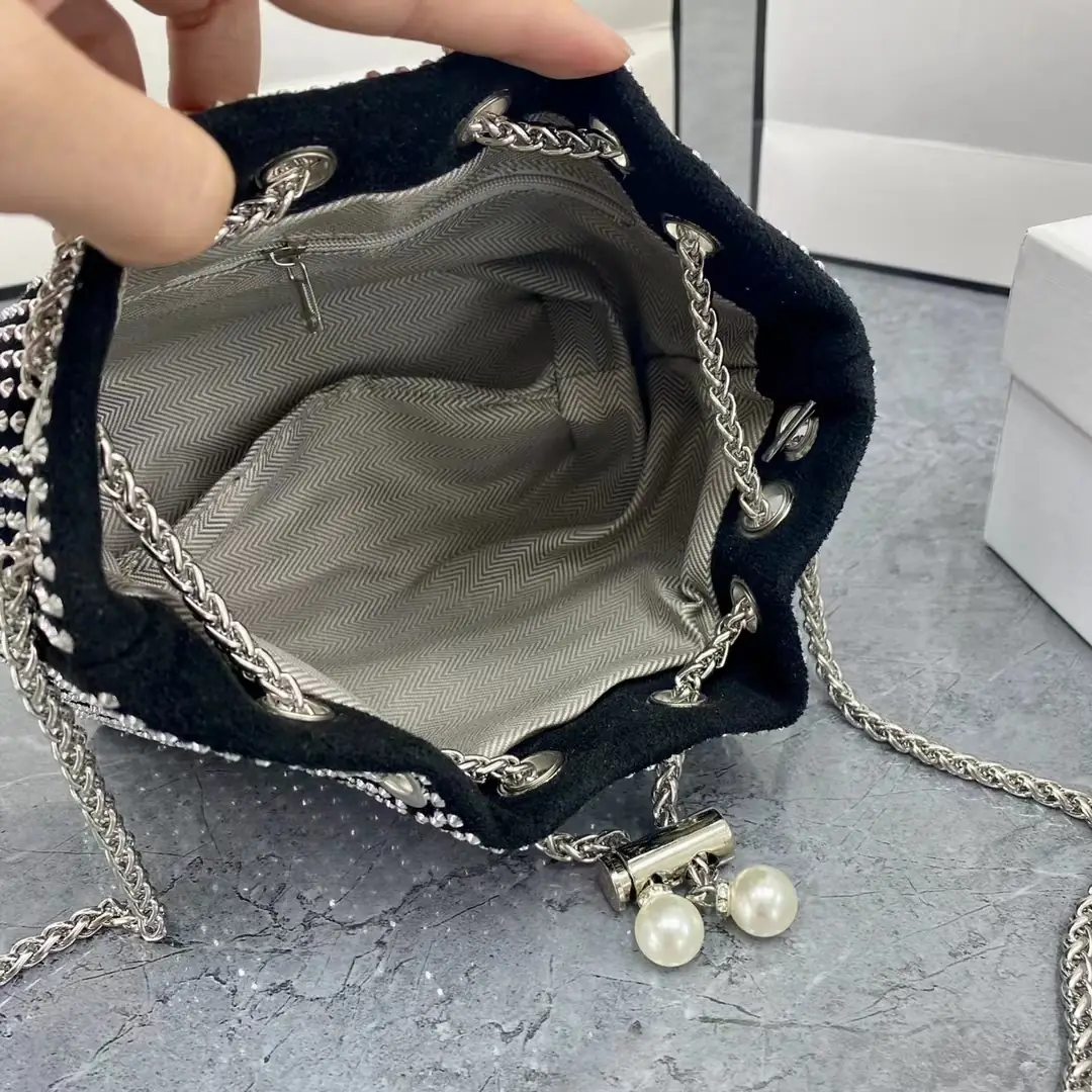 Jes3235 24.6$ Chanel gallery