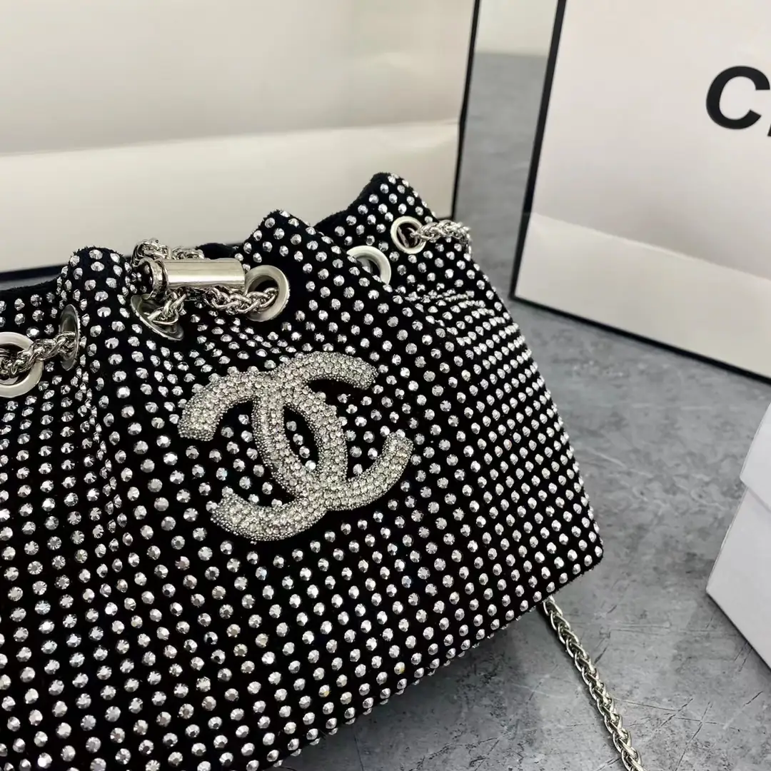 Jes3235 24.6$ Chanel gallery