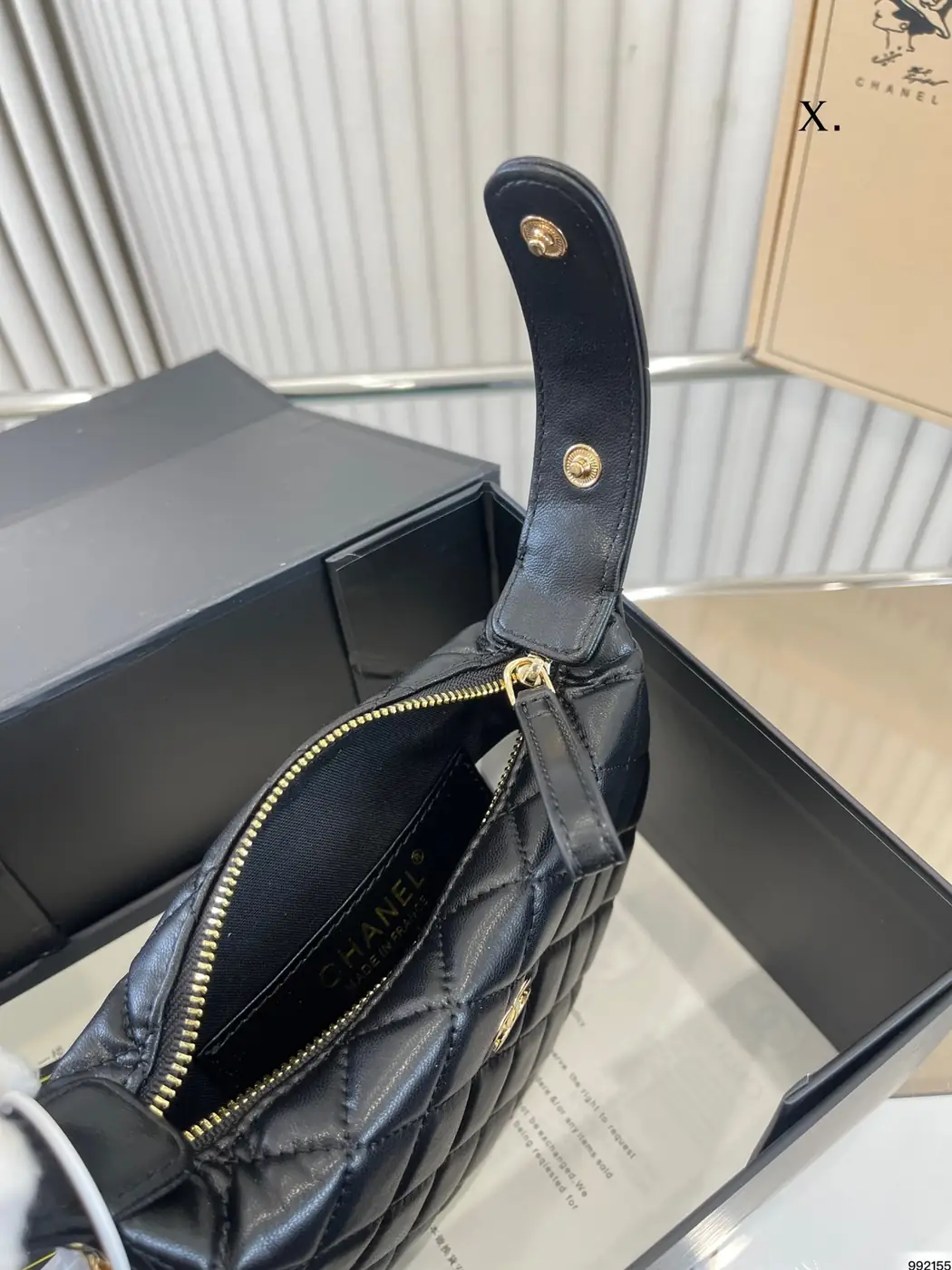 Jes3238 Chanel 5A+ 68.88$ gallery