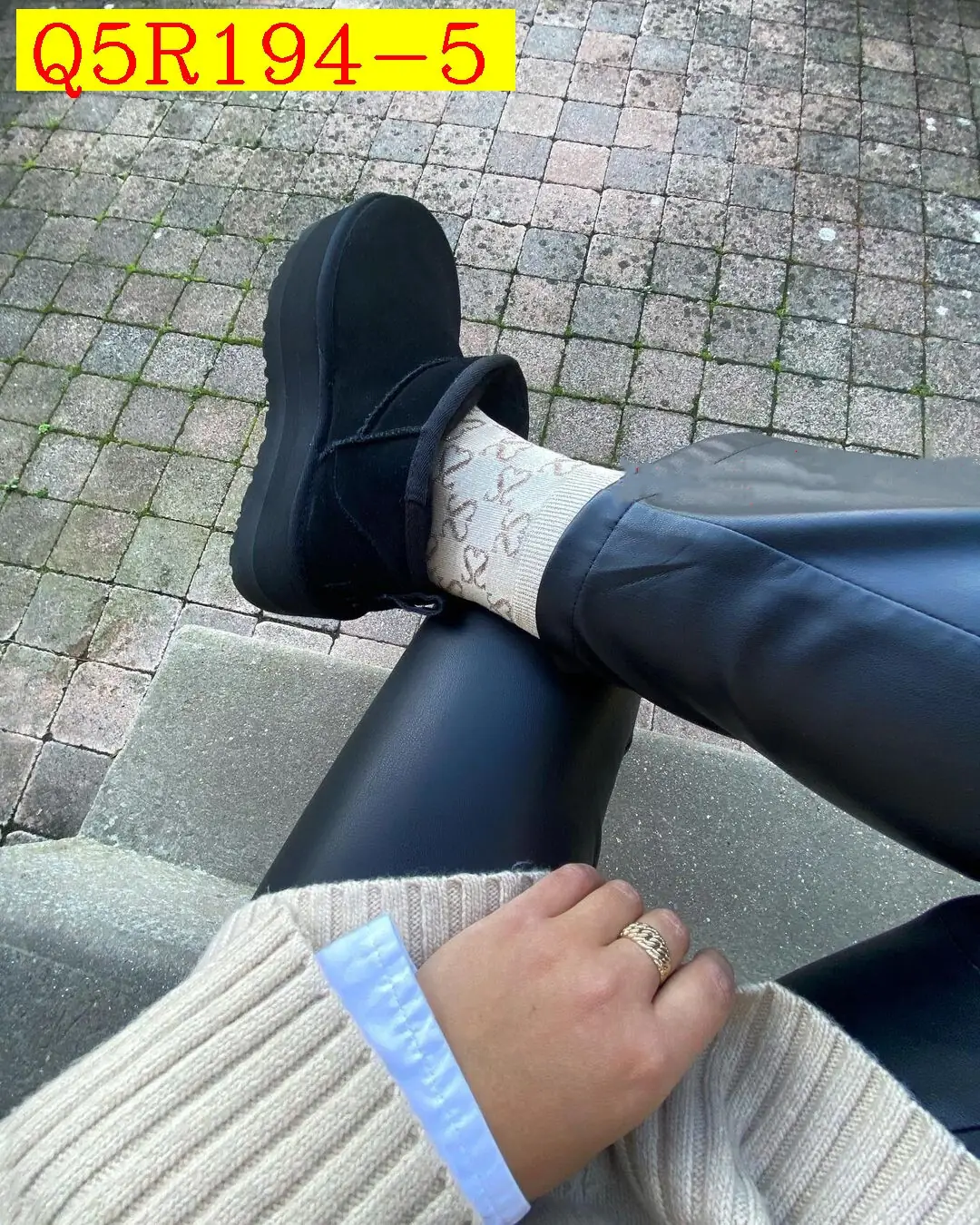 Jes4865 UGG 5AAAAA  340  59.99$  UGG gallery