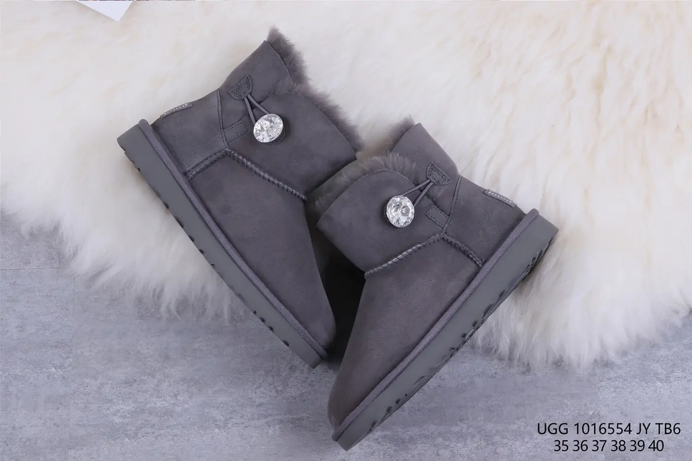 Jes788  UGG WOOL 4A+  275 38$  UGG gallery