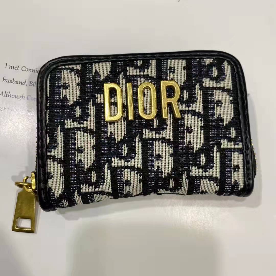 $33-XYH-513 GUCCI gallery