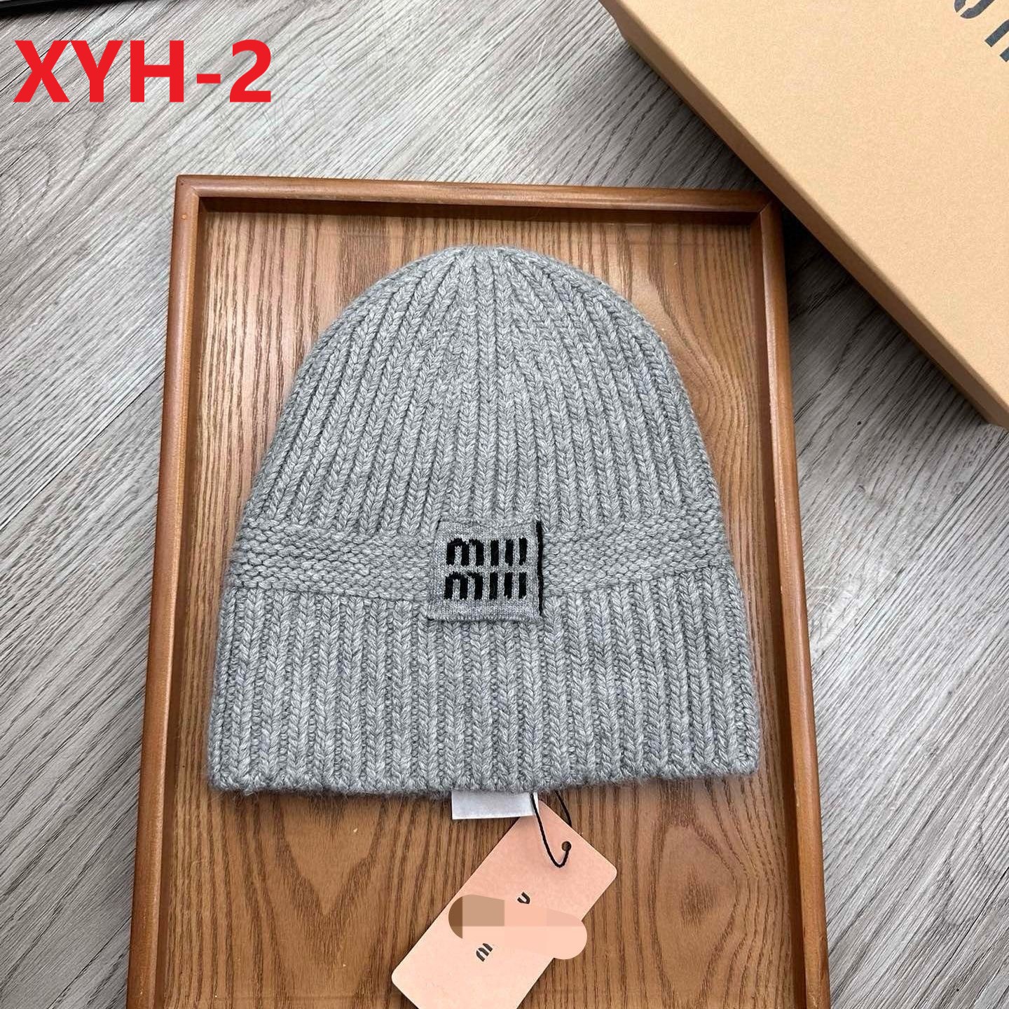 $37-XYH-348 miumiu gallery