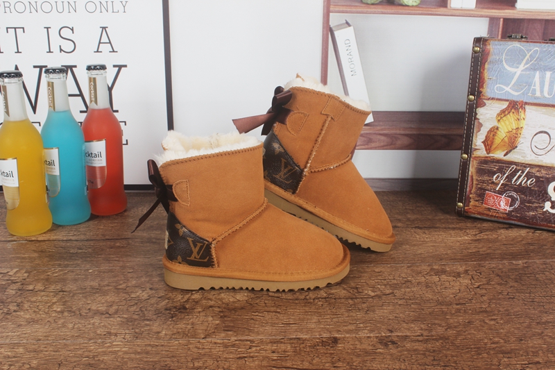 $42-XYH-421  UGG  KIDS gallery