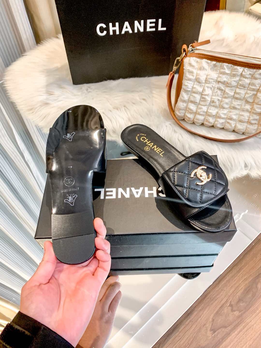 $52-XYH-755 CHANEL gallery