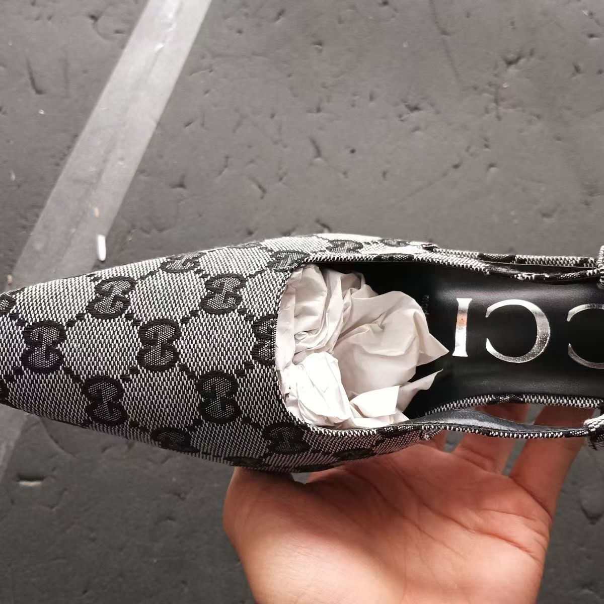 $58-XYH-572 GUCCI gallery