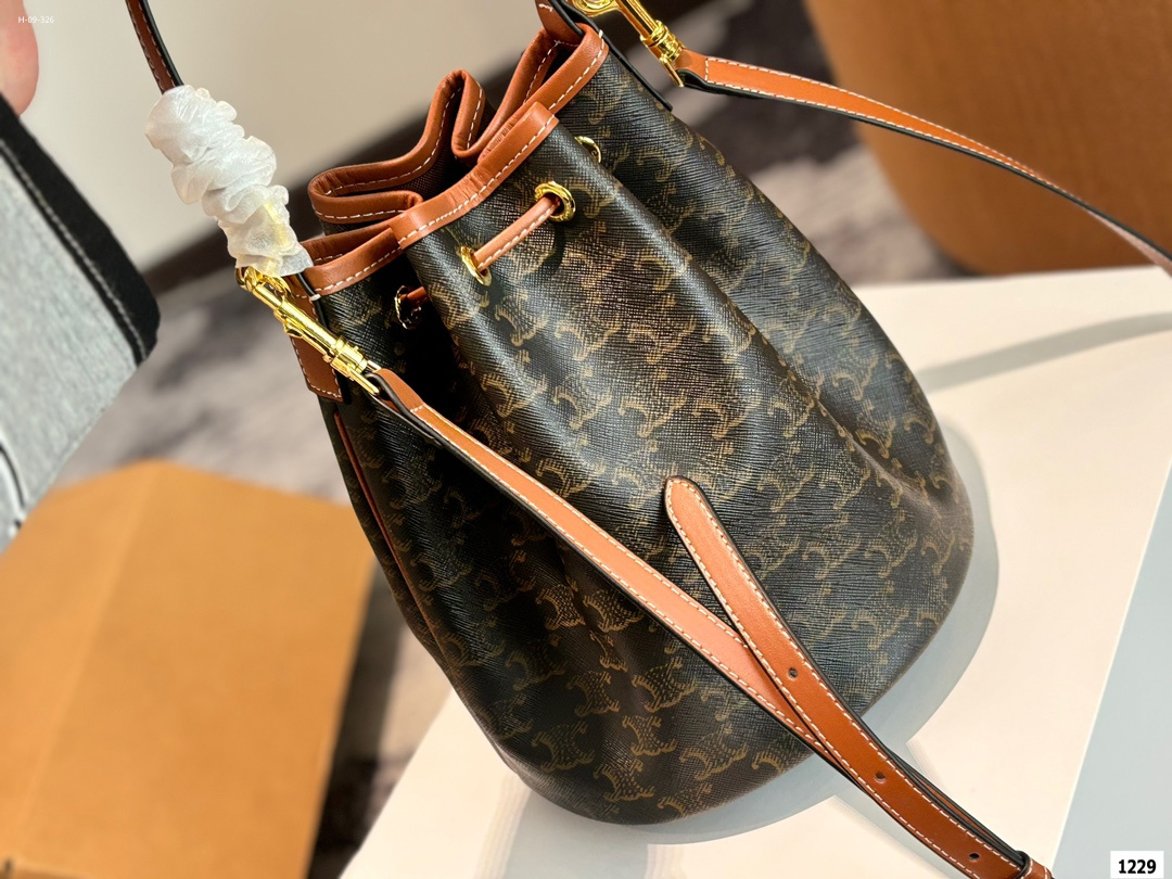 $61-XYH-985 Celine gallery