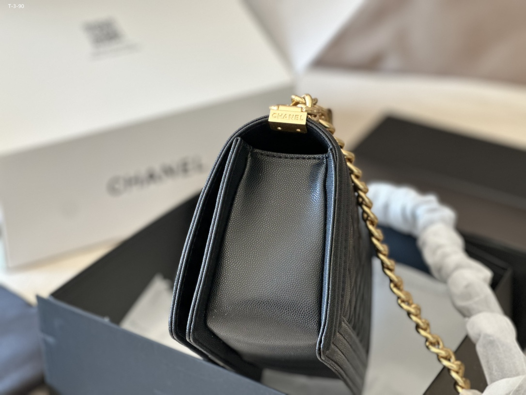 $79-XYH-790 CHANEL gallery