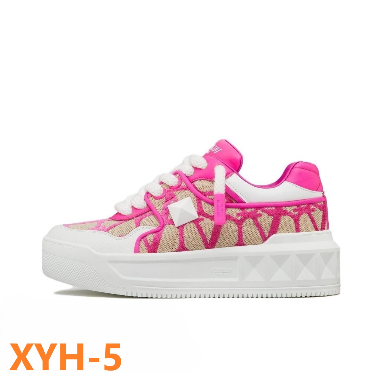 $81-XYH-924 Valentino gallery