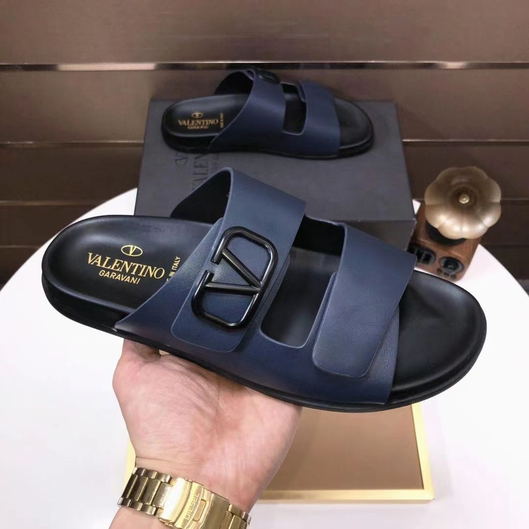 $83-XYH-925 Valentino gallery